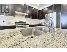 60 Falconridge Terrace, East Gwillimbury, ON L4H0G9 Photo 13