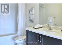 60 Falconridge Terrace, East Gwillimbury, ON L4H0G9 Photo 32