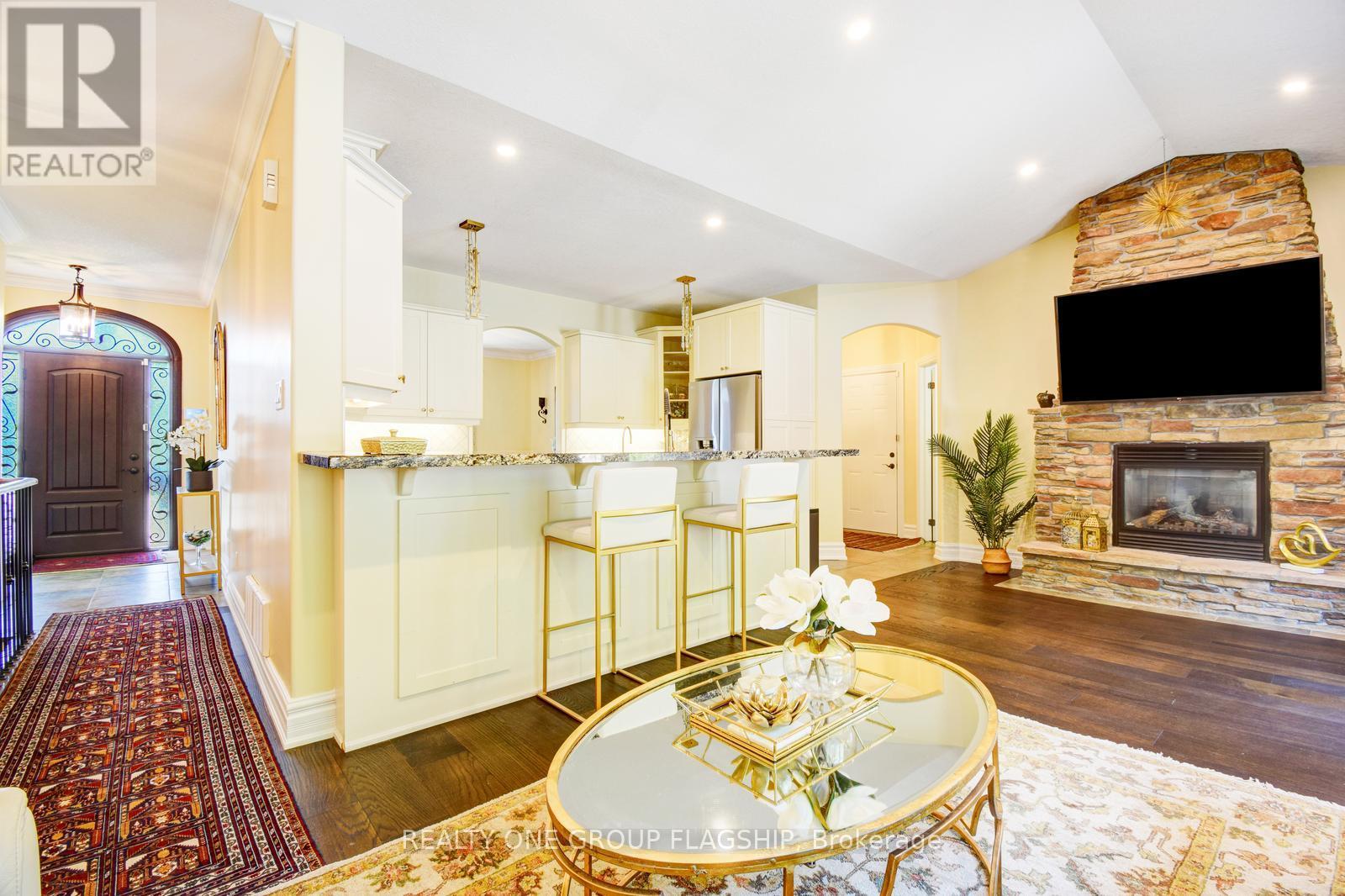 24 WENDAT TRAIL E - 14