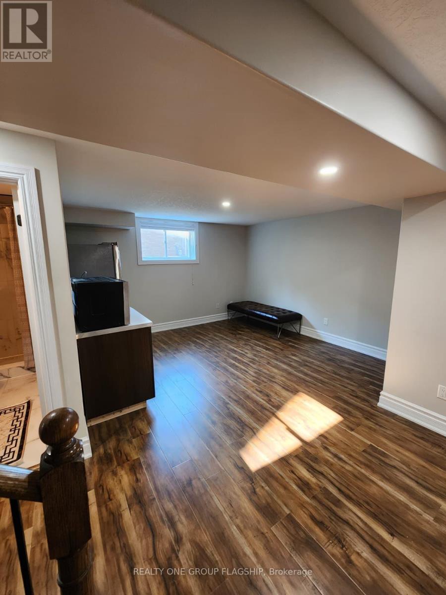 24 WENDAT TRAIL E - 26