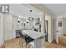 36 Aikens Crescent, Barrie, ON L4N8M6 Photo 14