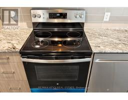 2316 - 4010 Eglinton Avenue W, Toronto, ON M9A0G5 Photo 8