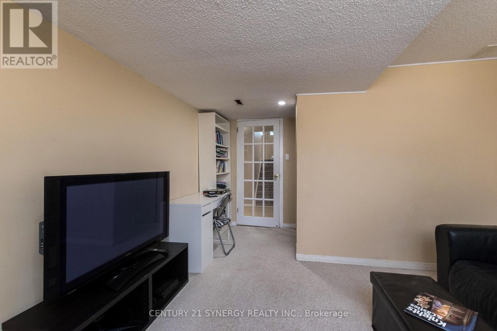 68 SHELDRAKE DRIVE E - 32