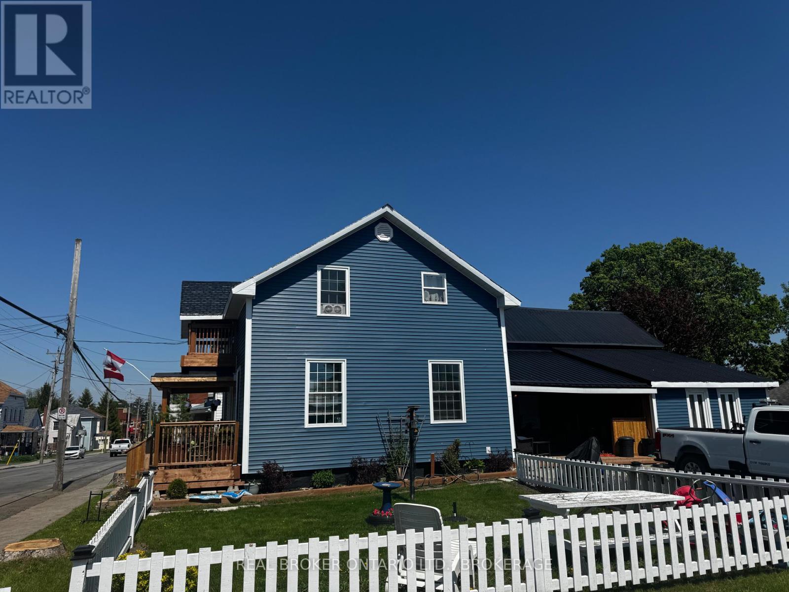 58 KENYON STREET W - 6