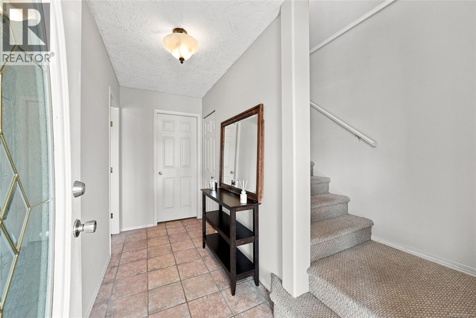 6075 Brickyard Rd - 33