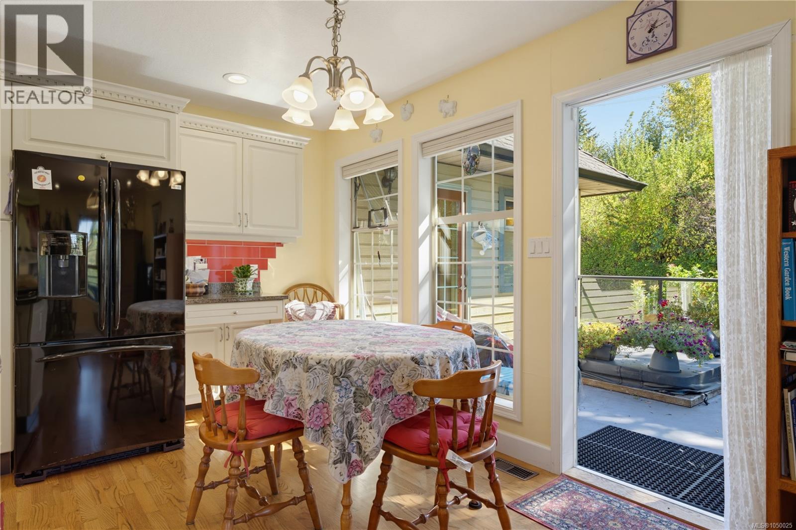 6023 Sterling Dr - 15