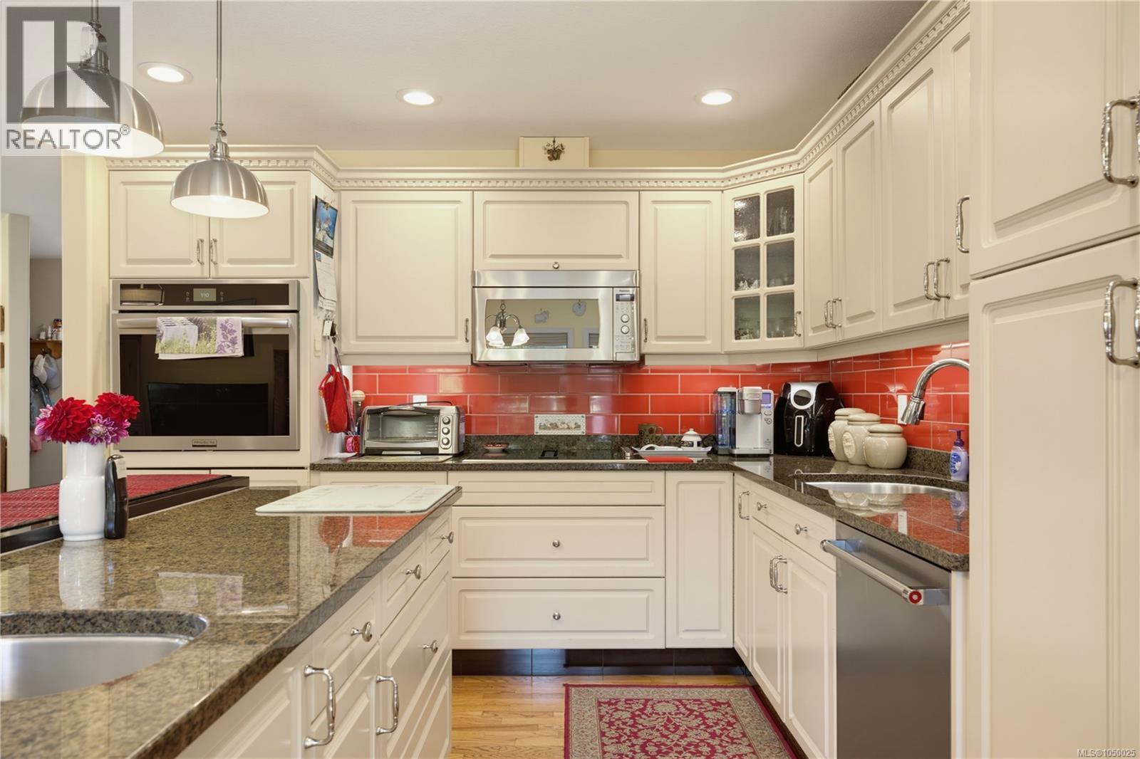 6023 Sterling Dr - 18