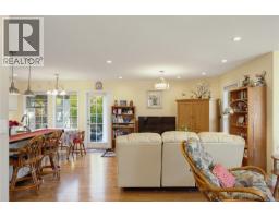 Living room/Dining room - 6023 Sterling Dr, Duncan, BC V9L5N2 Photo 12