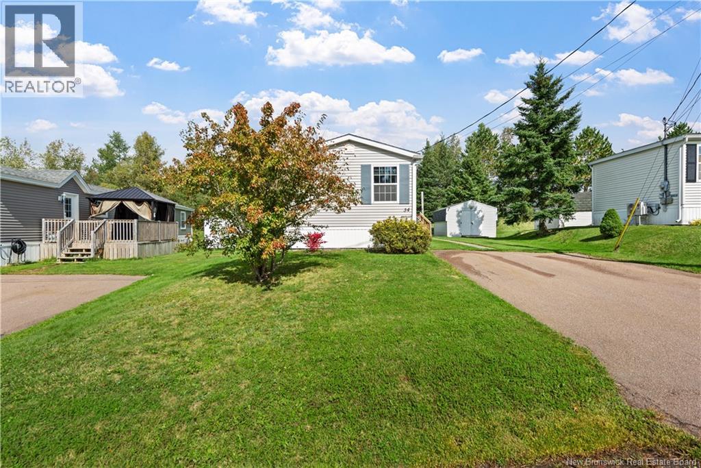 34 Ulysse Drive, Dieppe, New Brunswick, E1A7C1, Dieppe, New Brunswick — photo 3 of 5