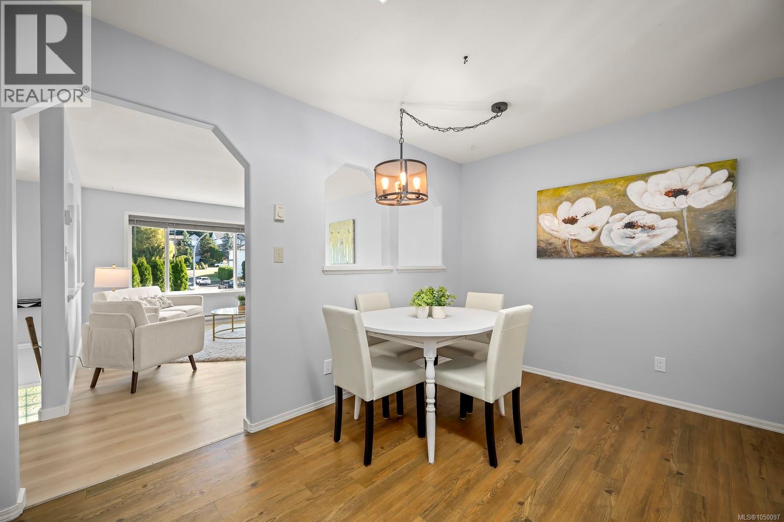 #B 4657 Valecourt Cres - 6