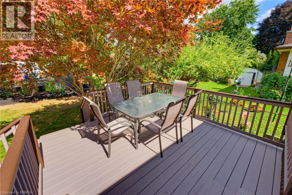 32 WEDGEWOOD Drive - Image 18