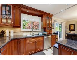 Kitchen - 32 Wedgewood Drive, Brantford, ON N3R6J3 Photo 9