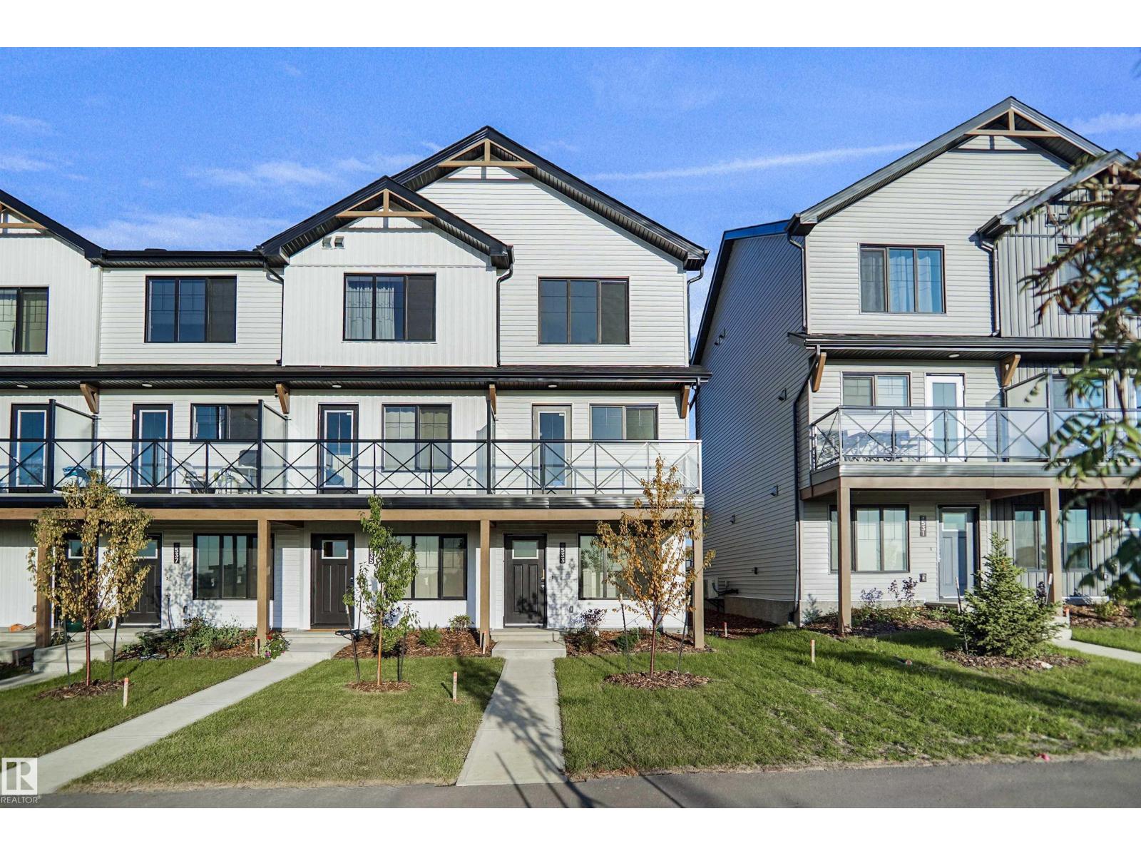 Property for sale at 533 ASTER DR NW