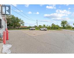 3511 Wyandotte, Windsor, ON N8Y1G2 Photo 11