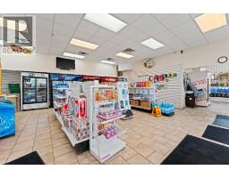 3511 Wyandotte, Windsor, ON N8Y1G2 Photo 13