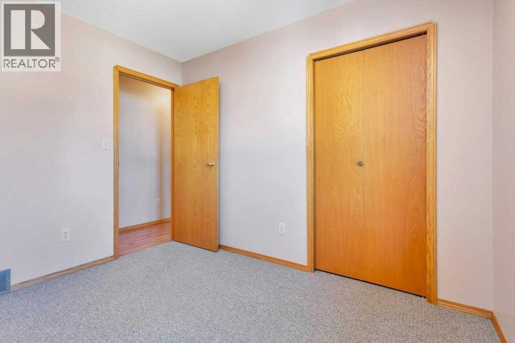 Listing photo – 4610 56 Avenue, Rimbey