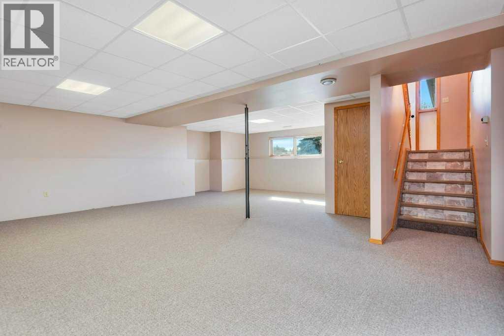 Listing photo – 4610 56 Avenue, Rimbey
