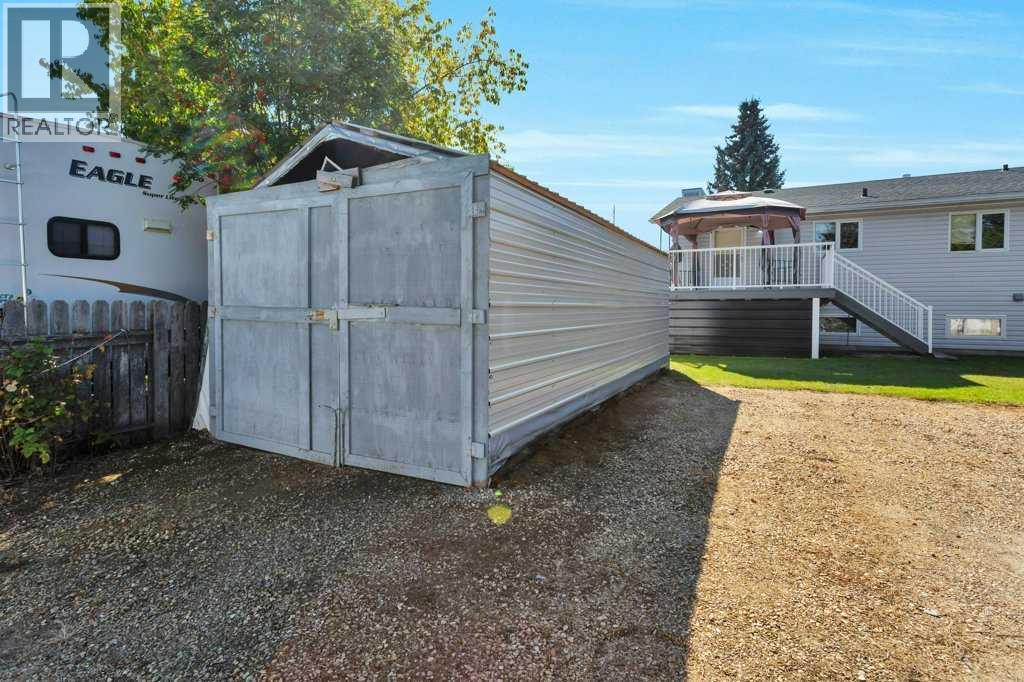 Listing photo – 4610 56 Avenue, Rimbey