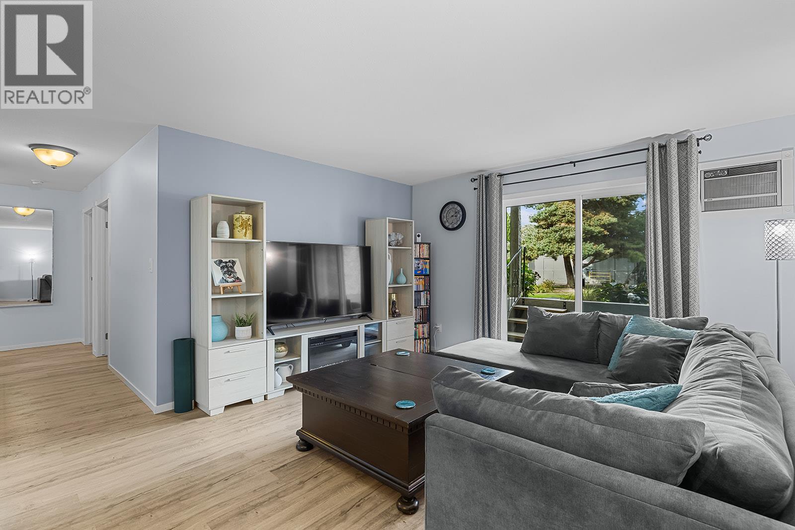 #133 3842 Gordon Drive - 16