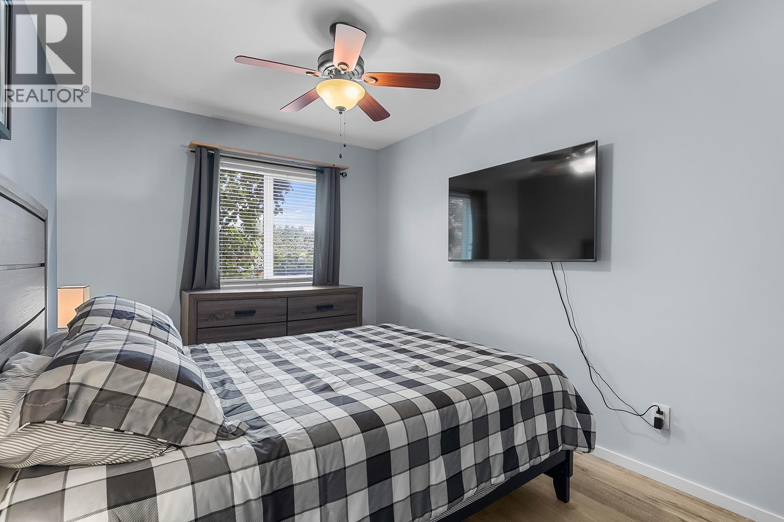 #133 3842 Gordon Drive - 28