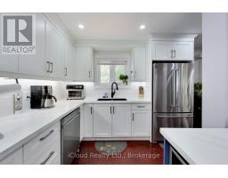 Laundry room - 16175 Jane Street, King, ON L7B0G3 Photo 12