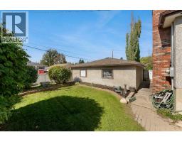 707 Fortalice Crescent Se, Calgary, AB T2A2C8 Photo 33