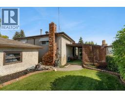 707 Fortalice Crescent Se, Calgary, AB T2A2C8 Photo 34