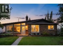 707 Fortalice Crescent Se, Calgary, AB T2A2C8 Photo 35