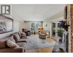 2pc Bathroom - 707 Fortalice Crescent Se, Calgary, AB T2A2C8 Photo 9