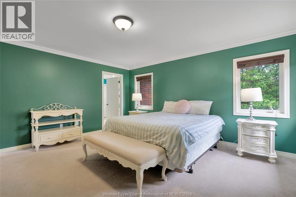 1334 LAKEVIEW - 16