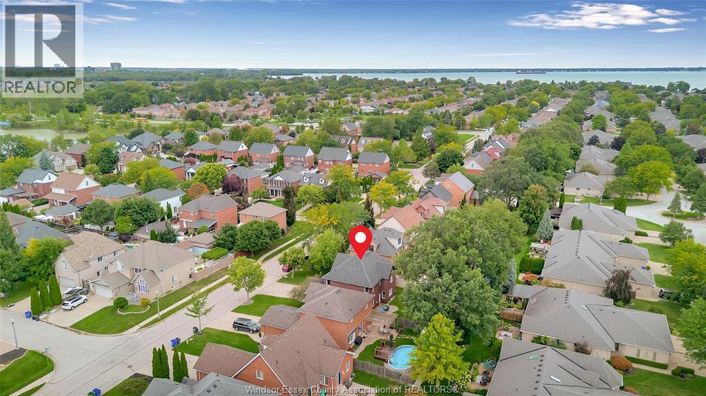 1334 LAKEVIEW - 35