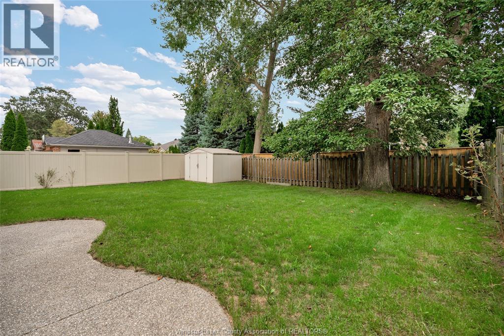 1334 LAKEVIEW - 29