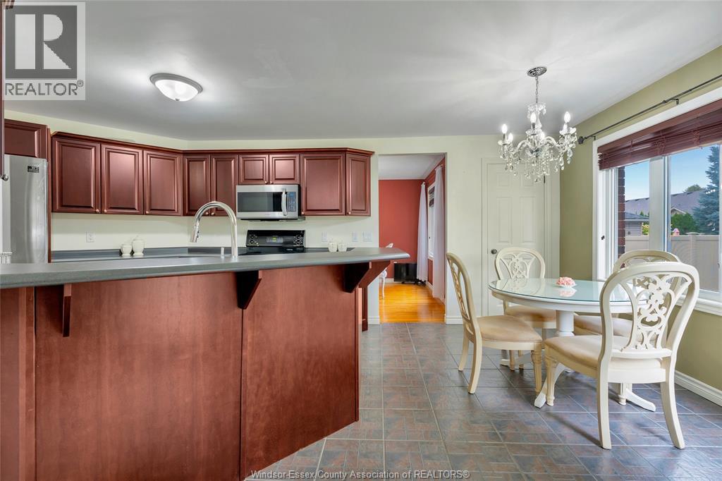 1334 LAKEVIEW - 10