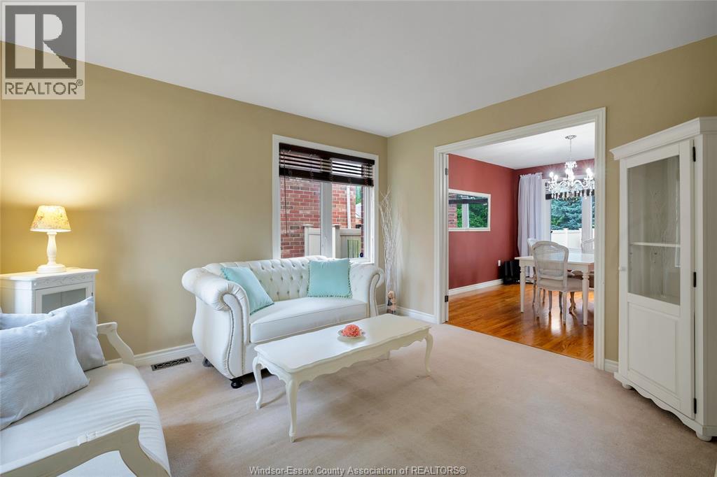 1334 LAKEVIEW - 5