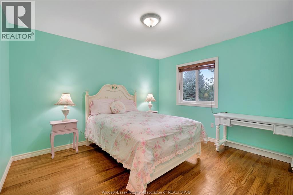 1334 LAKEVIEW - 28