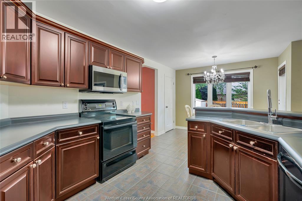 1334 LAKEVIEW - 8