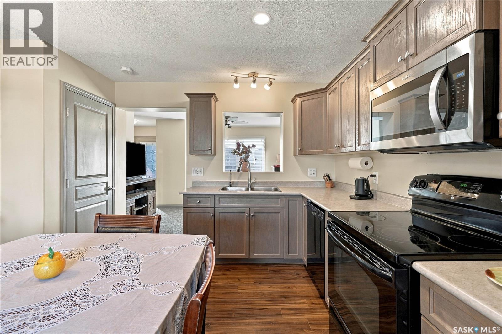 927 927 Glenview COVE, Martensville — photo 10