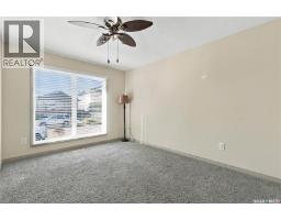 Family room - 927 Glenview Cove, Martensville, SK S0K0A2 Photo 6