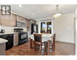 927 Glenview Cove, Martensville, SK S0K0A2 Photo 9