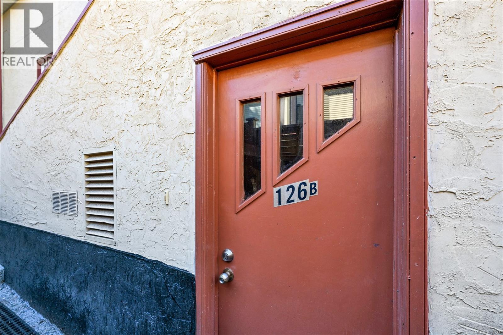 124 St. Andrews St - 35