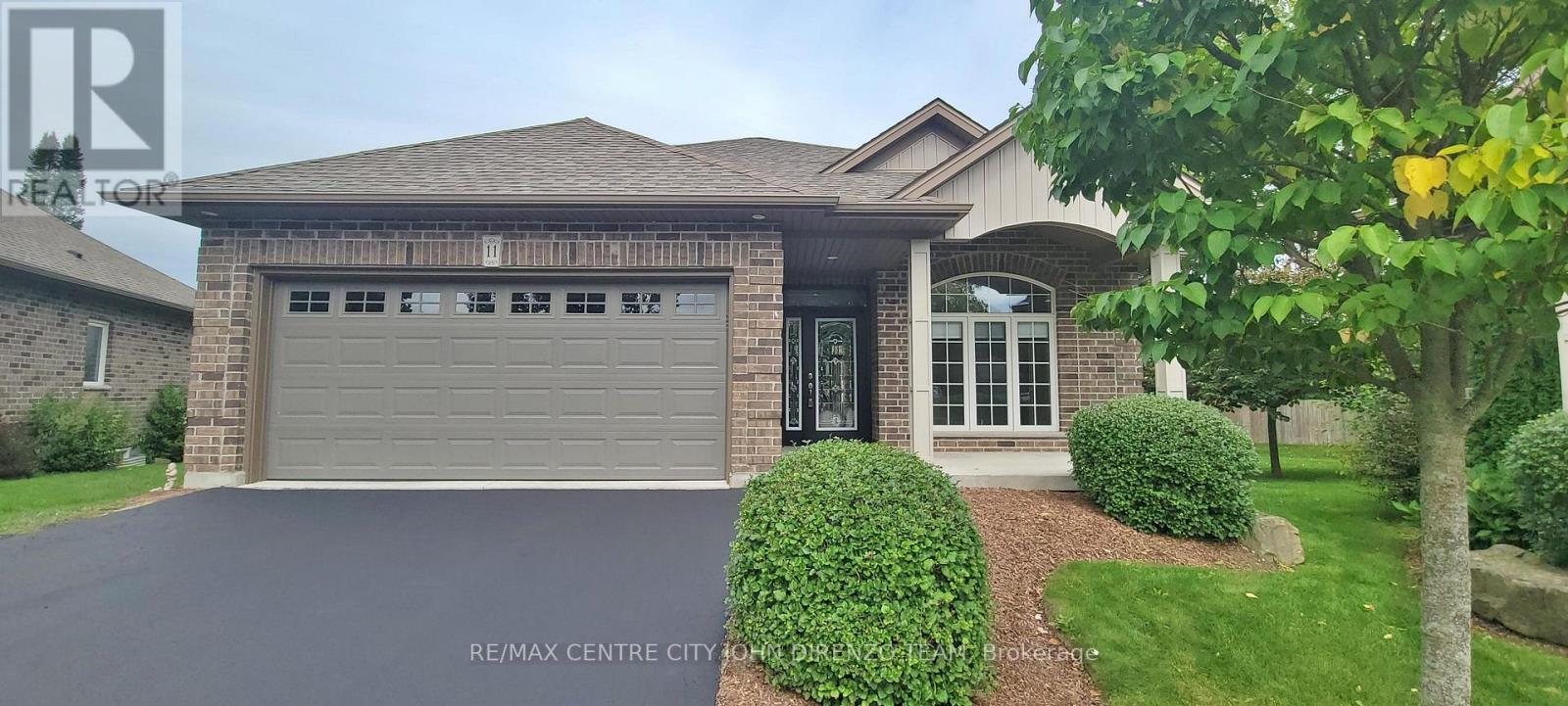 Property for sale at 11 - 1 VINEDEN DRIVE