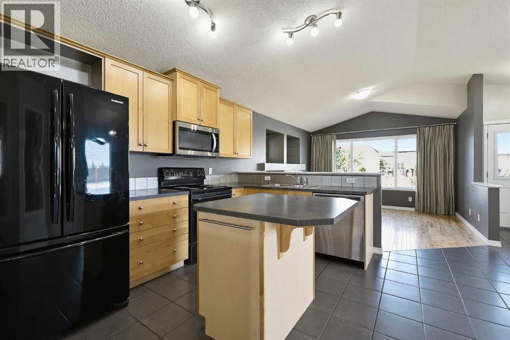 64 Copperfield Rise SE photo 7