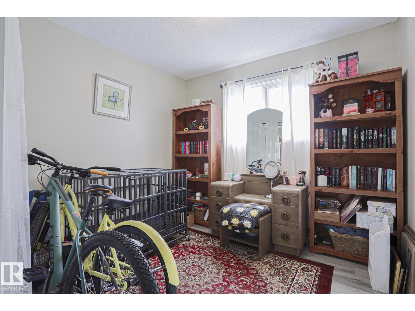 21 BURLINGTON AV - Image 13