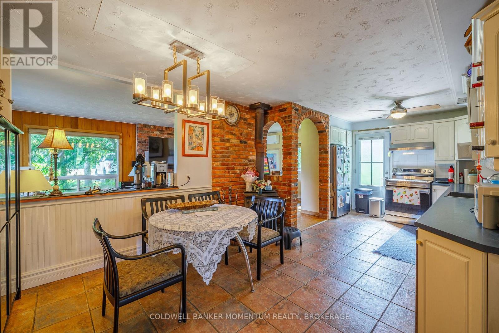 2742 BENNETT RD Road, Lincoln (Beamsville), Ontario, L0R2A0, Lincoln (Beamsville), Ontario — photo 4 of 5