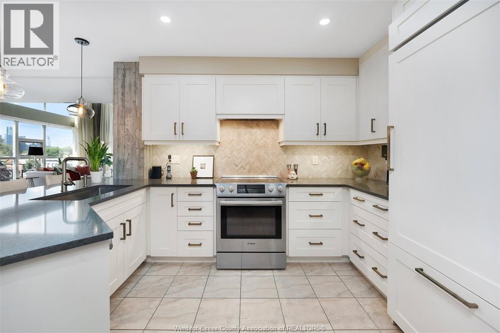 #312 2175 Wyandotte STREET East - 17