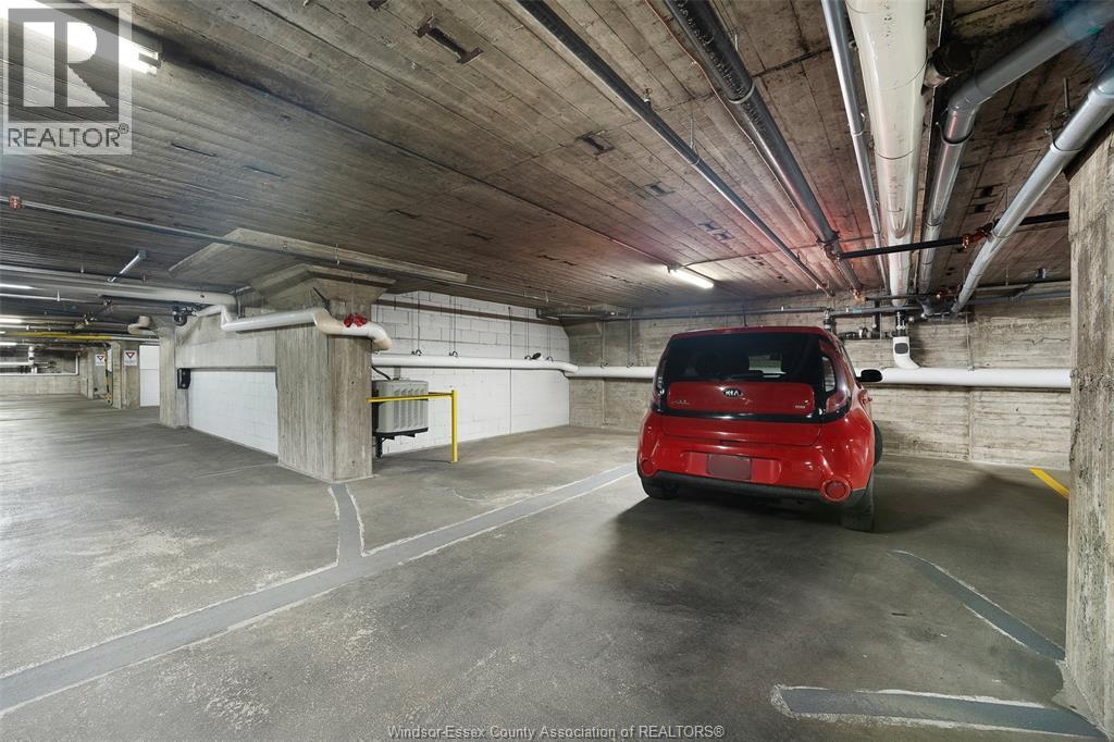 #312 2175 Wyandotte STREET East - 39
