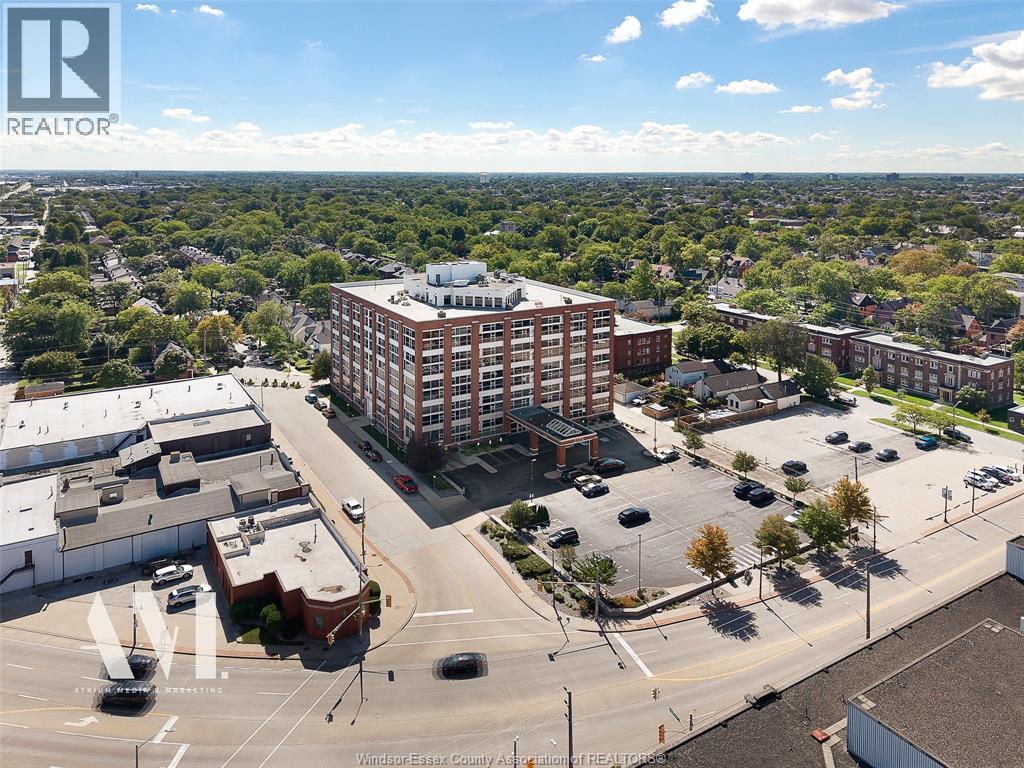 #312 2175 Wyandotte STREET East - 40