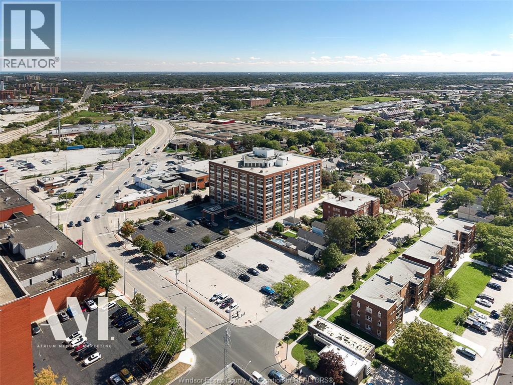 #312 2175 Wyandotte STREET East - 41