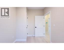 3431 E 23rd Avenue, Vancouver, BC V5R1C1 Photo 17