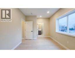 3433 E 23rd Avenue, Vancouver, BC V5R1C1 Photo 20